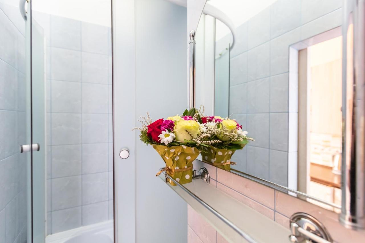 Smart Lwow House Apartment Bagian luar foto
